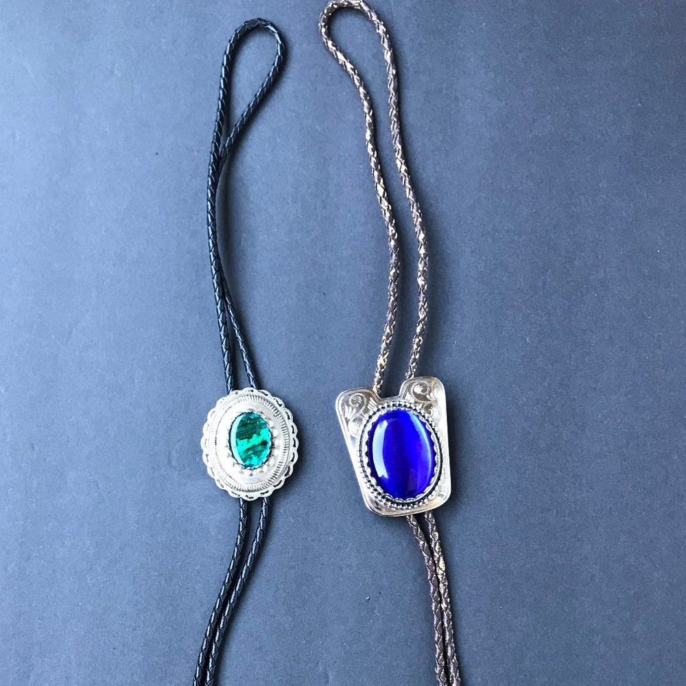 Fashion Bolo Necklaces Faux Stone & Silver Tone